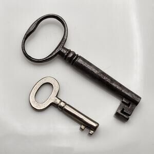 Antique Vintage Keys
